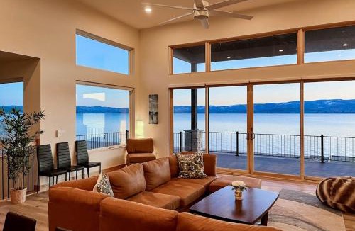 Laketown House | Beach Front Haven