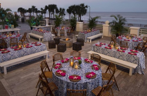 Brush - Stewarts Apartment | Beach Getaway! FOUR Accommodations! Pools, Spa, Beach Access, Parking Available!
