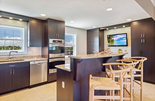 Flagler Beach House | Beach House Mansion- Private Beach Walk Over
