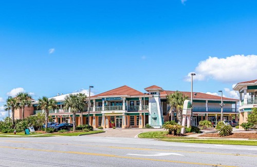 Grande Lagoon Lakes House | Beach House on the Bay