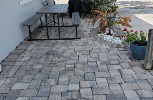 Hutchinson Island South House | Beach house within walking distance to the beach 2 bed 2 bath