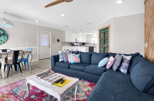 Toilla Segunda House | Beach Please 🌊 3BR Home Steps to Beach | Near Boardwalk + Fort Pickens