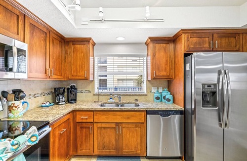 New Smyrna Beach Condo | Beach Vibes/Corner Unit/Next to Pool and Amenities/OW20-207