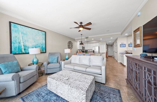 Gulf Shores Condo | Beachfront Condo w/Breath Taking Sunset Views | Pool & Sauna | Sleeps 10