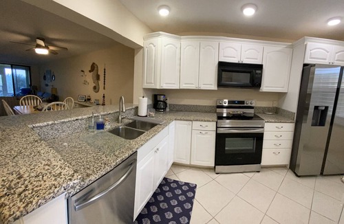 Hutchinson Island South Condo | Beachfront Getaway Just Steps from the Sand!