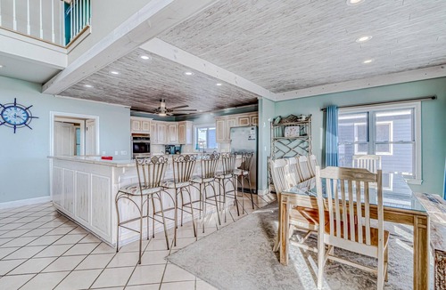 Morgantown House | Beachfront - Pools & Pickleball - Morgantown