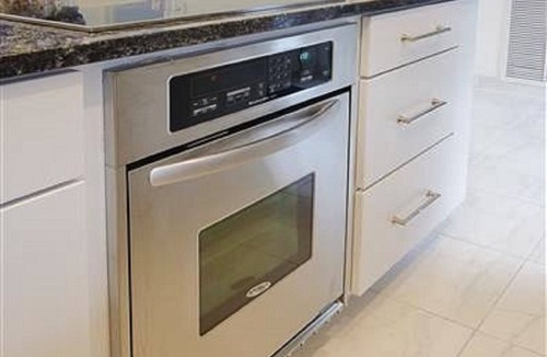 Dolphin Isles House | BEACHFRONT, WALK to OCEAN 2 BEDRM, 3 BATHRM, APP VRR-1500402