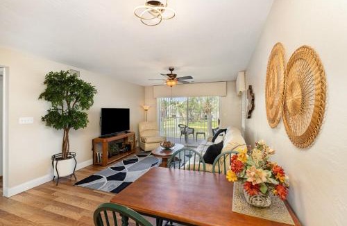Indian Harbour Beach Apartment | Beachside Pond View Retreat - BC155
