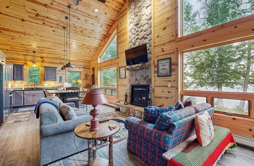 Presque Isle Cabin | Beacon Point | Lakeside cabin in Presque Isle with a firepit and water access