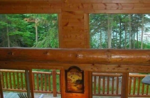 Land O Lakes House | Bear's Den Summary: W
