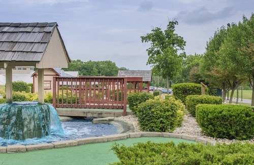 Sheridan Apartment | Beautiful 2 bedroom unit at resort, sleeps 6