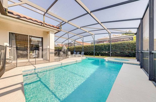 Tuscan Hills Apartment | Beautiful And Peaceful 5 B/Room Home Private Pool