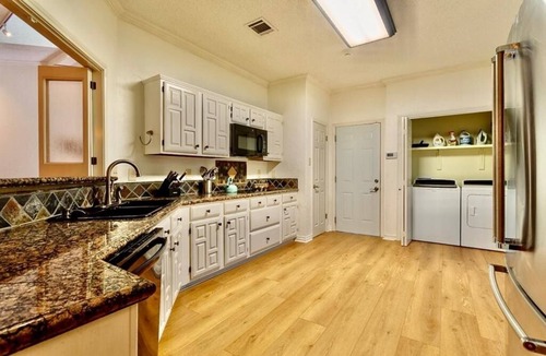 Northeast Carrollton House | Beautiful House With Hot Tub and Pool