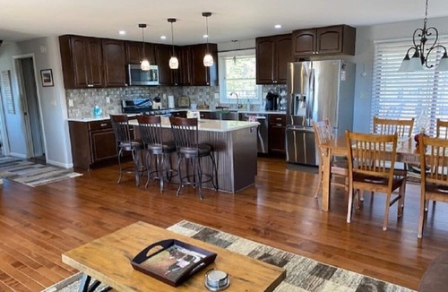 Custer House | Beautiful private handicap accessible home, close to Custer and Michelson Trail.