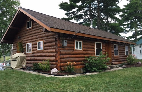 Au Train Cabin | Beautiful, renovated cabin on Au Train RIver with Lake Superior across the road.