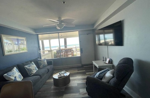 Ortona Park Condo | Beautiful updated oceanfront 1 bedroom 1 bath, full kitchen, direct oceanfront