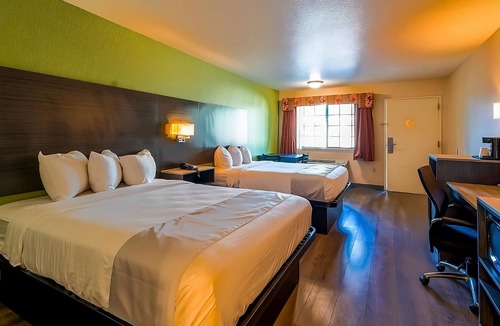 Sweet Home Hotel | Best Place to Unwind! With Outdoor Pool Access, Free Parking, Next to La Terraza