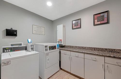 Lafayette Hotel | Best Western Plus Lafayette Hotel University Area