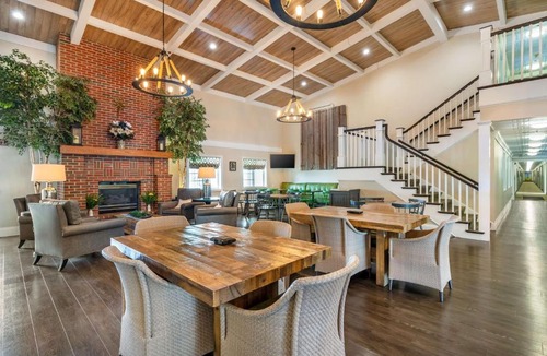 Ames Hotel | Best Western Plus University Park Inn & Suites
