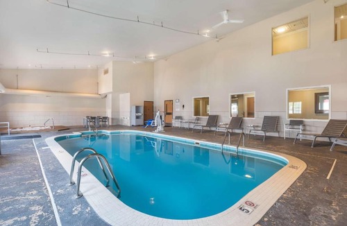 Ames Hotel | Best Western Plus University Park Inn & Suites