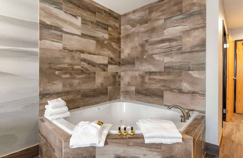 Livermore Hotel | Best Western Plus Vineyard Inn