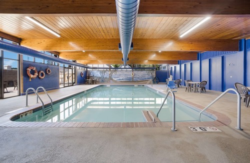Marinette Hotel | Best Western Riverfront Inn