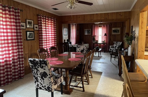 Donalsonville House | Between the city and Lake Seminole. Close to several boat landing