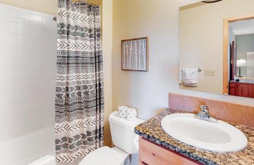Fraser House | Big Bear Palace