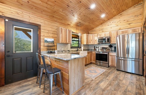 Pickens Cabin | BigFoot Bluff Cabin in the Kiamichi Mountains of SE Oklahoma