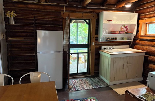 Cedarville Cabin | Birch Cabin - Les Cheneaux Landing