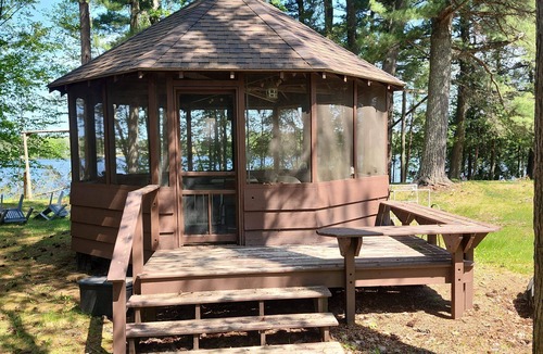 Mercer Cabin | Black Hawk