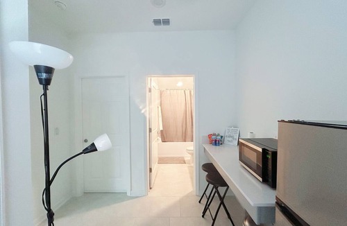 Winter Garden House | Blisshaus - Modern Guest Suite Near Disney, Fireworks Views, Lake Louisa & Golf