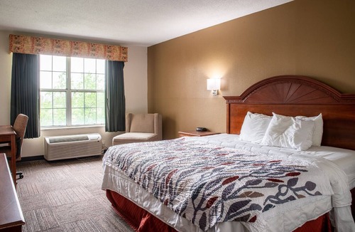 Marion Hotel | BlissPoint Inn & Suites