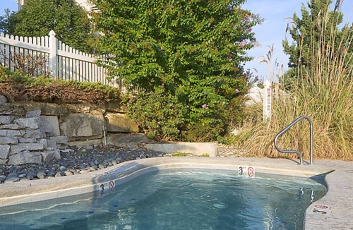 Big Cedars Ski Chalet | BLOCK Paradise Point 3br