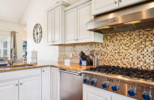 Baileys Harbor House | Blossom House | Private 5-Acre Door County Retreat