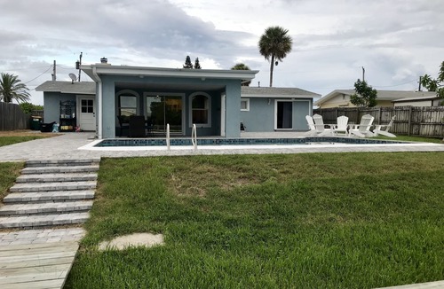 River Isles House | Boater’s dream-Banana river beach house w/dock & pool. Short walk to the beach.
