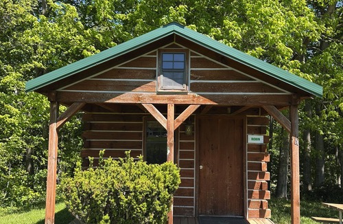 Rockbridge Cabin | Bobcat Rustic Cabin at Hocking Hills + Largest Bounce Castle