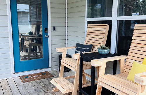 Foley House | Bon Secour Cottage - Riverfront near Gulf beaches, sports complex, Wharf, OWA