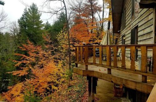 Steuben House | Boot Lake Retreat Cabin