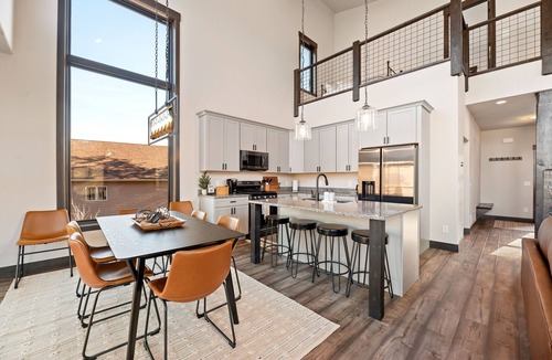 Sturgis House | Boulder Canyon Golf Course - 4 bedroom 3 bathroom Getaway