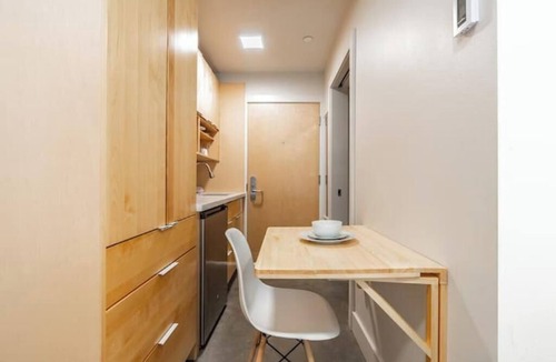 Yesler Terrace Apartment | Broadway-Condotel on First Hill