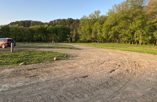 Pine Ridge RV Rental | Brookside RV Retreat Site #5 Big Fork Creek Near Wolf Pen Gap