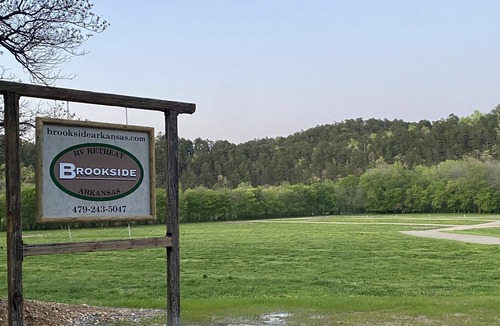 Pine Ridge RV Rental | Brookside RV Retreat Site #5 Big Fork Creek Near Wolf Pen Gap