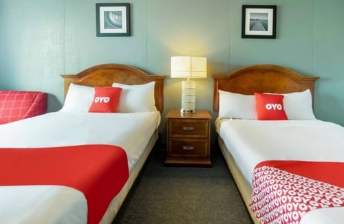 Jennings Hotel | Budget-Friendly Escape Near Jennings Attractions, Perfect for Pets