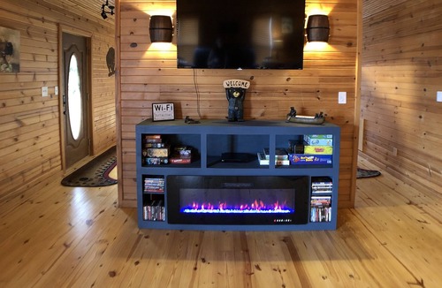 Saint Joe Cabin | Buffalo Star Cabin ~ 3 Miles from Buffalo River