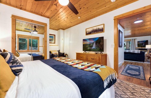 Fall River Estates Apartment | Bugle Pointe B08 by Estes Park Condos