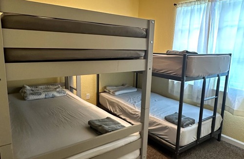 Harlingen House | Bunk Bed In Shared Room In Harlingen TX! 2B