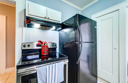 North Overton Cottage | By Dtwn Lubbock! Spacious 4BR Home Near Texas Tech