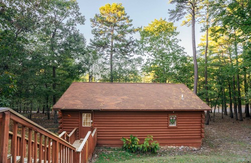 Royal Cabin | Cabin I at Safe Harbor Brady Mountain on Lake Ouachita!