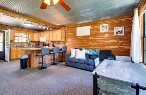 Calico Rock Cabin | Cabin in Jordan, AR n2 bed 1 bath Cabin